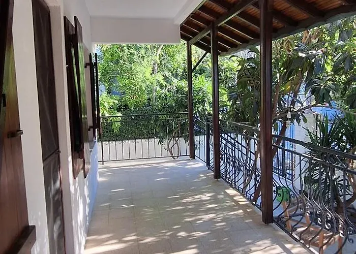 Summer House In 