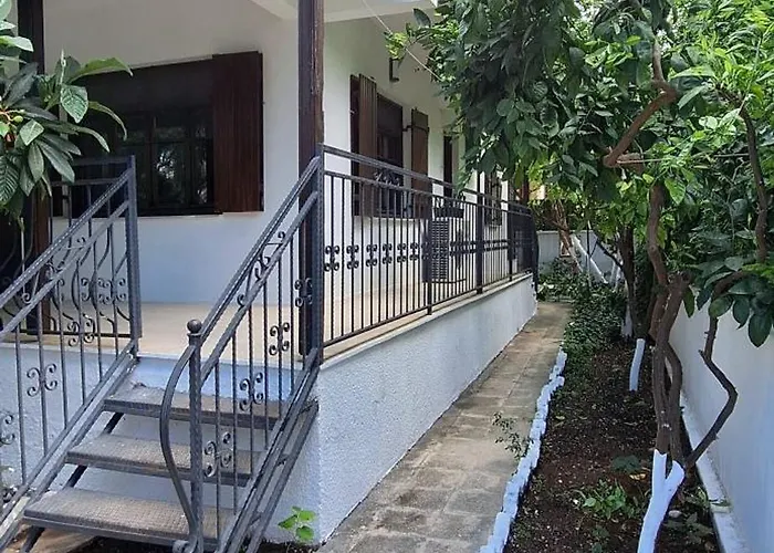 Summer House In 